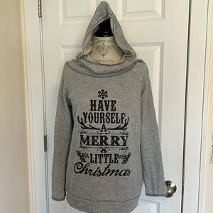 Women’s hooded sweatshirt size small